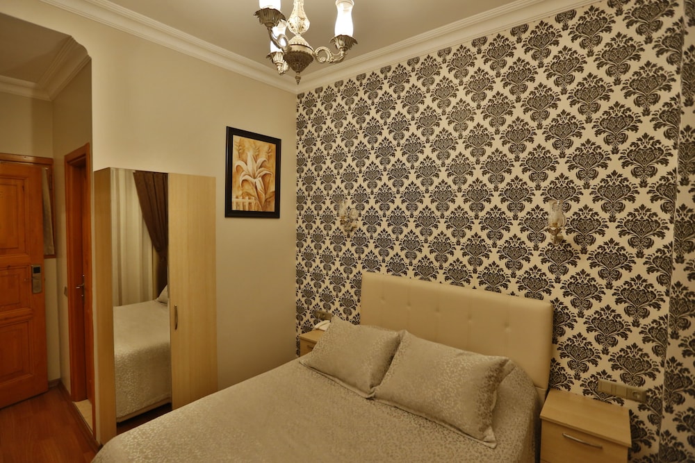 Mimoza Butik Otel Buyukada 14