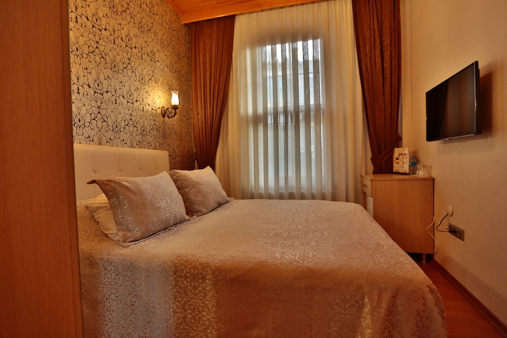 Mimoza Butik Otel Buyukada 8