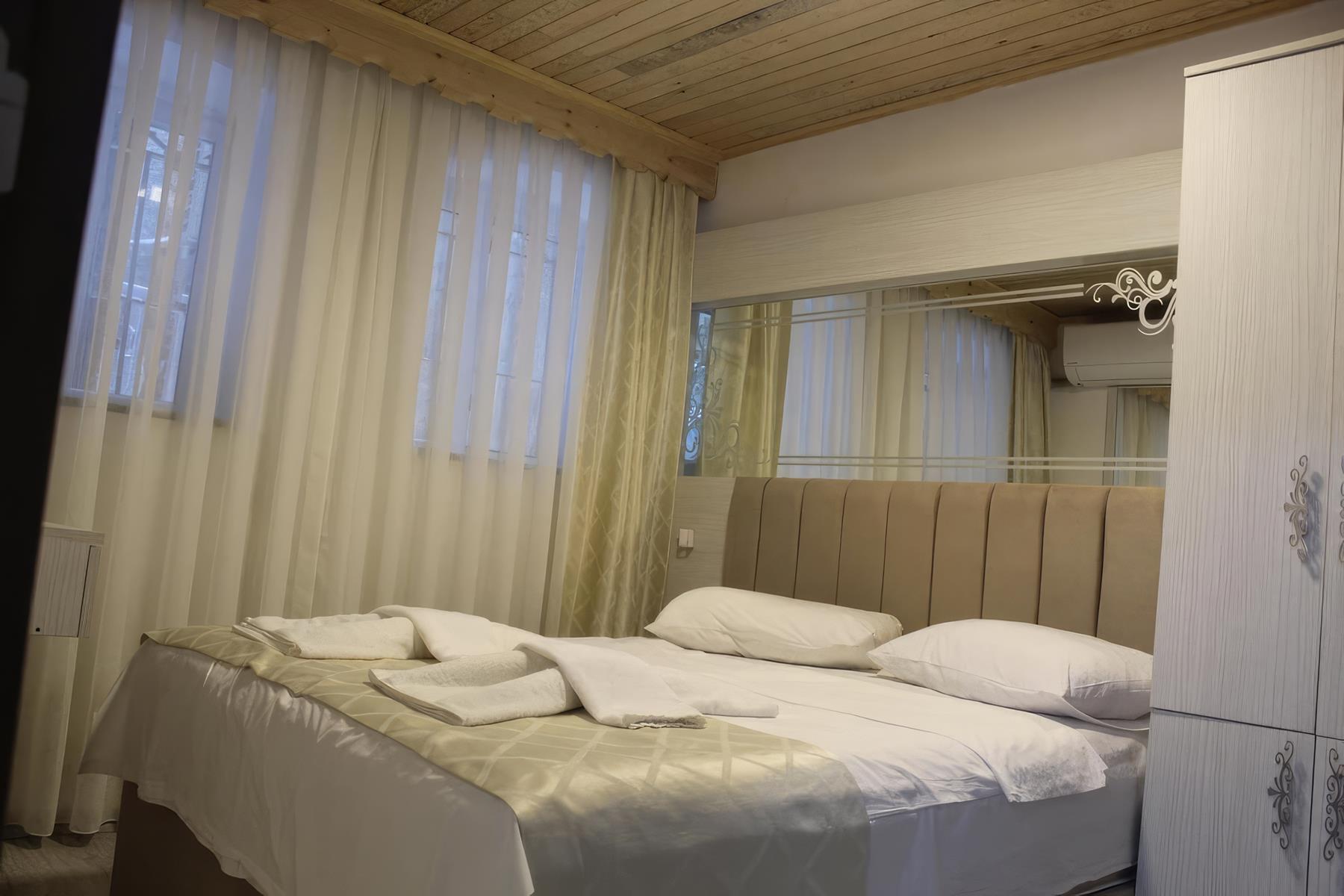 Miklagord Hotel 12