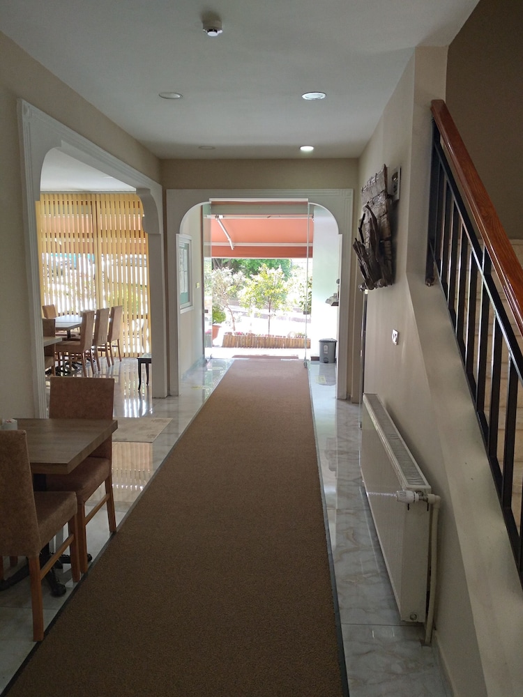 New Beylerbeyi Hotel 13