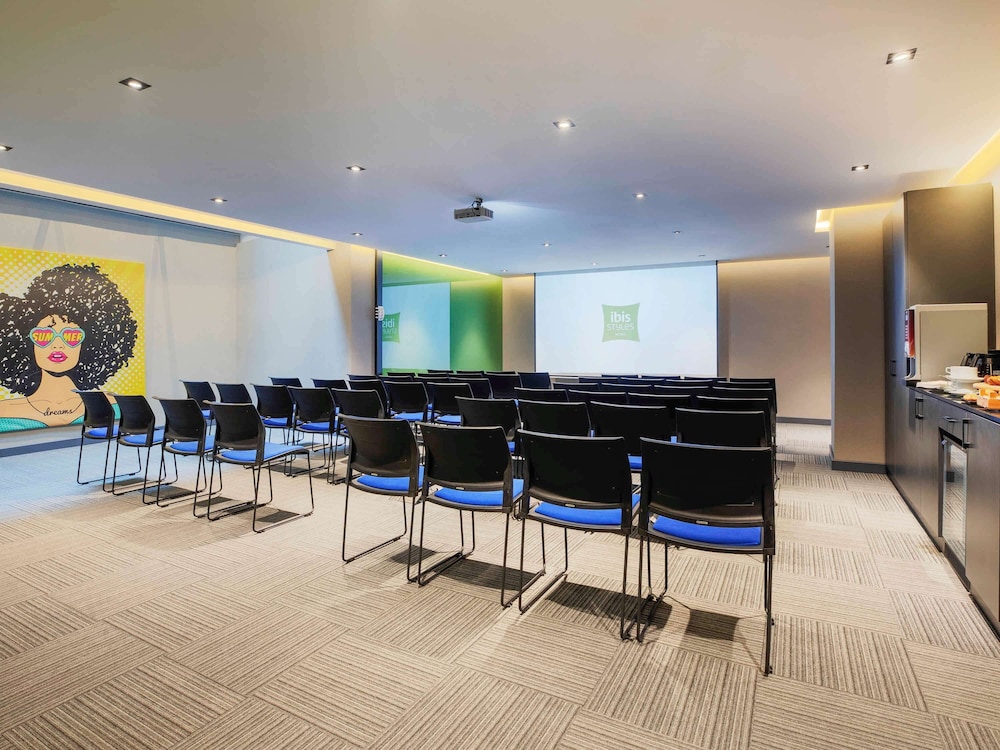 Ibis Styles Istanbul Atasehir 21