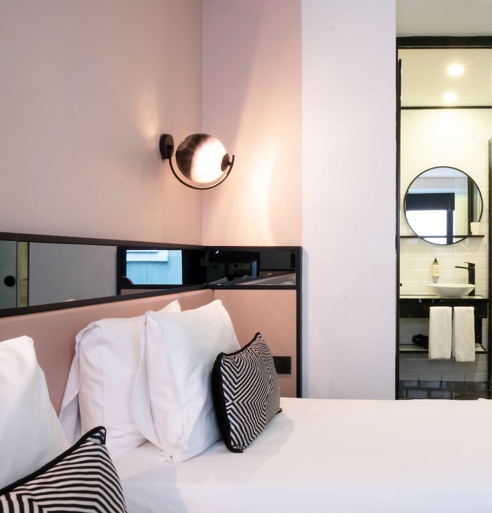 The Westist Hotel 9
