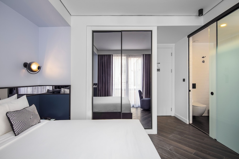 The Westist Hotel 16