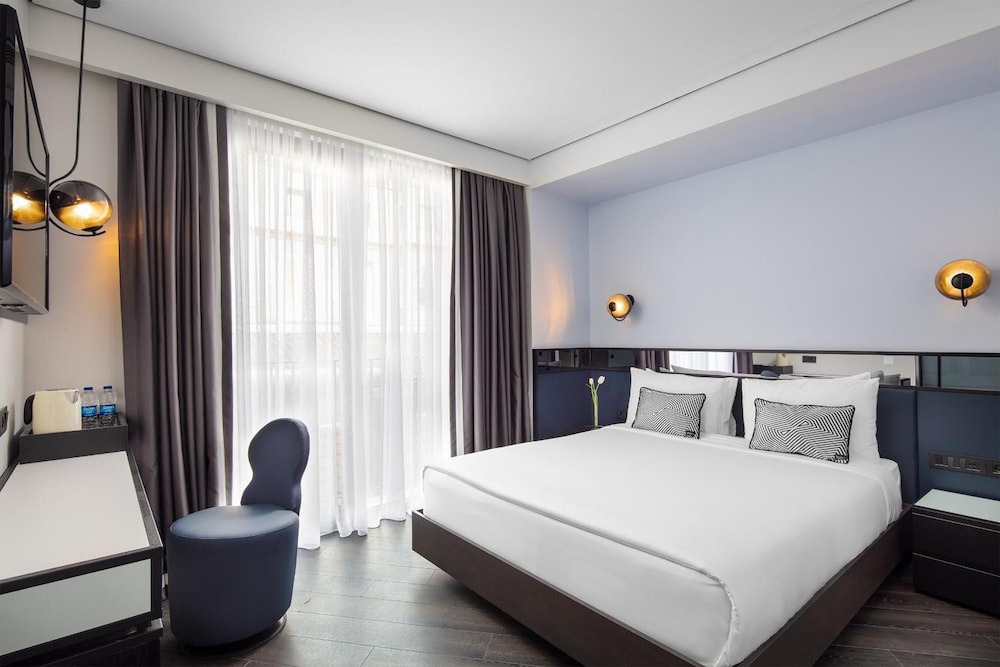 The Westist Hotel 14