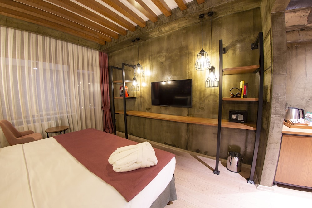 Meydan Besiktas Otel 12