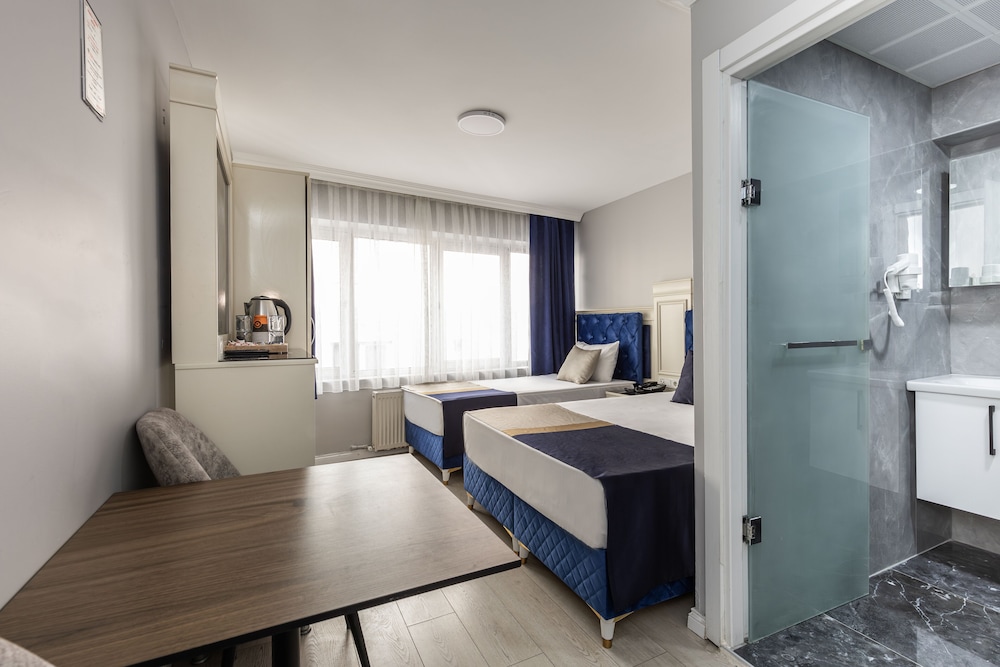 Sirkeci Family Hotel 18