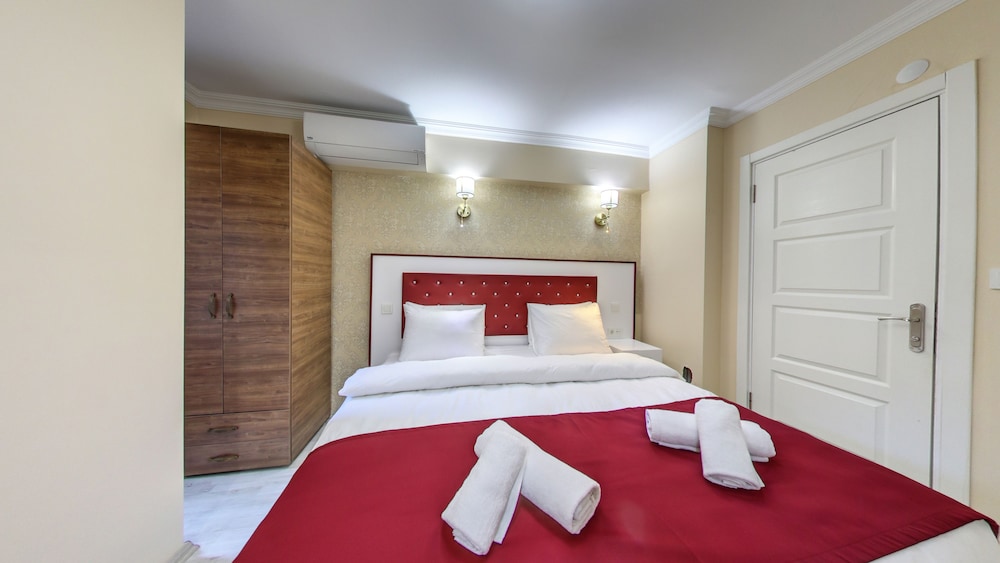 Cihangir Palace Hotel 10