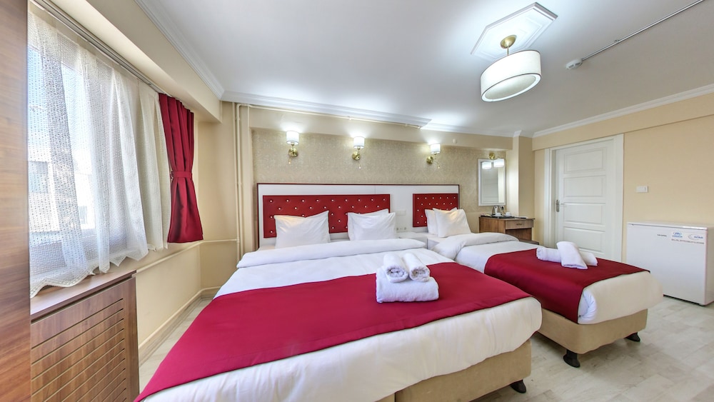 Cihangir Palace Hotel 13