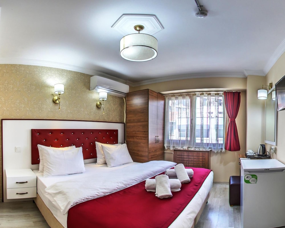 Cihangir Palace Hotel 18