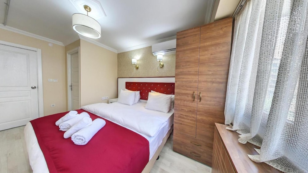 Cihangir Palace Hotel 19