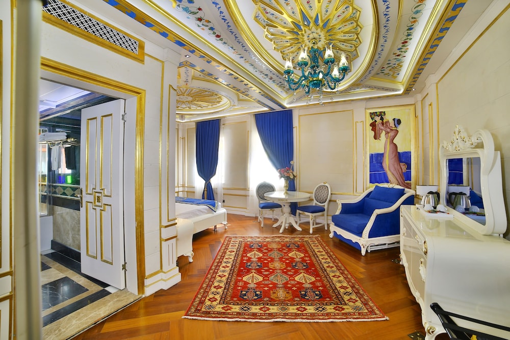 Seven Hills Palace Hotel 5