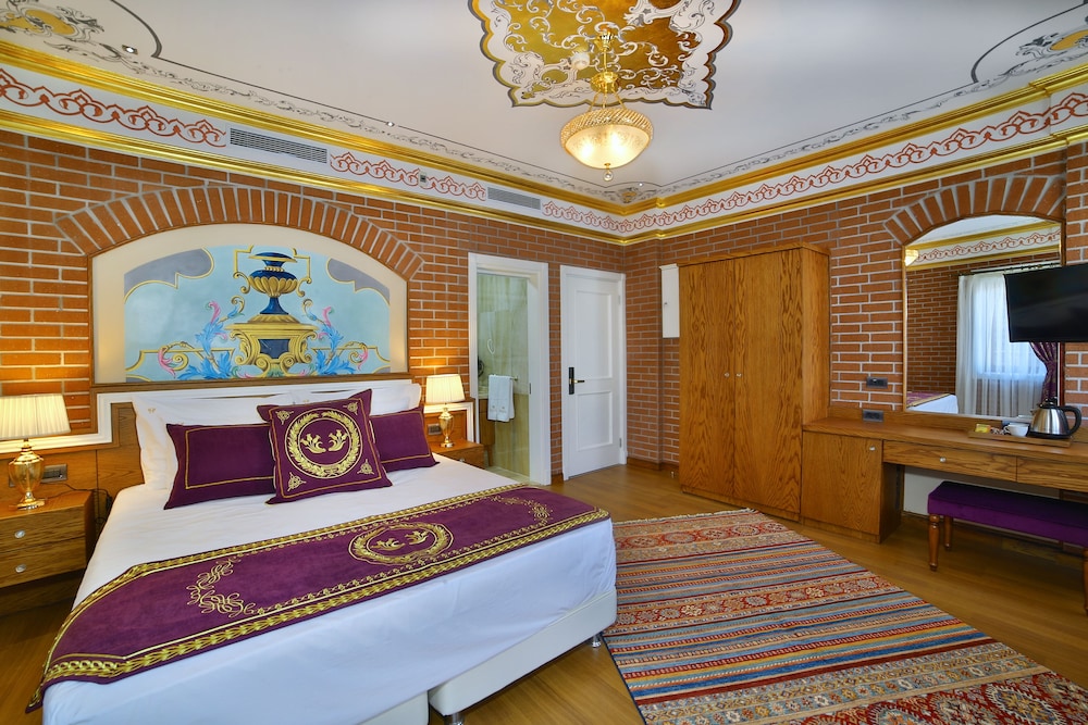 Seven Hills Palace Hotel 13