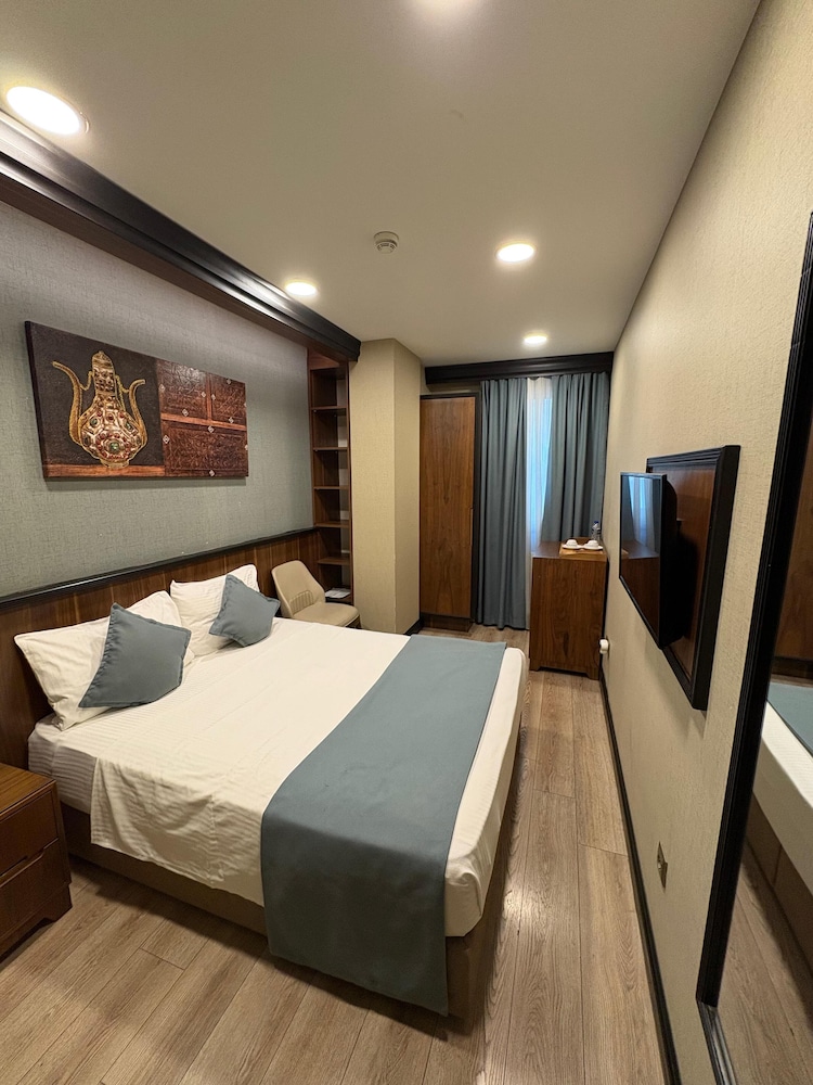 Valens Otel 19