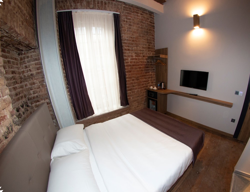 Jurnal Hotel 23