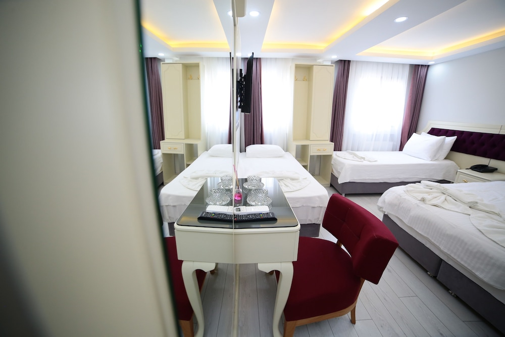Taksim Diamond Hotel 12