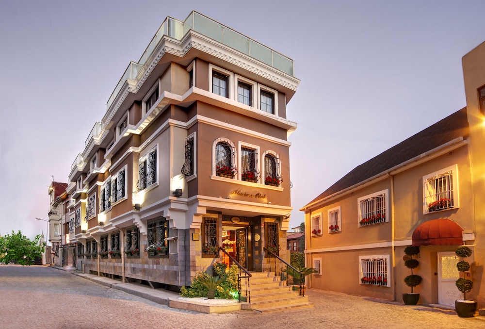 Almina Guest House 1