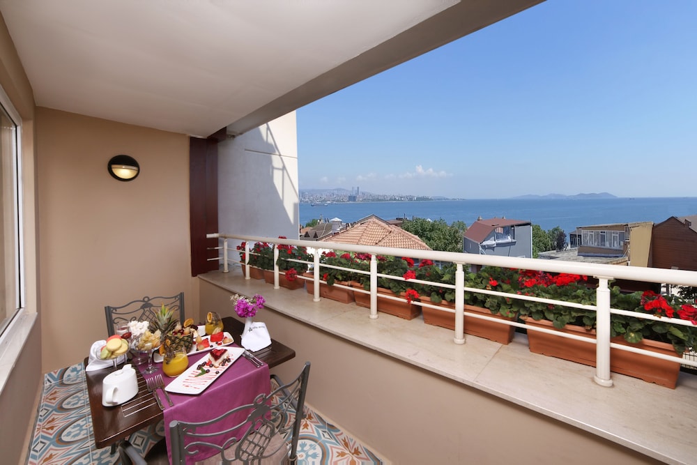 Almina Guest House 17