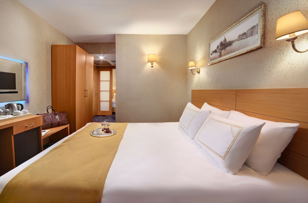 Almina Guest House 14