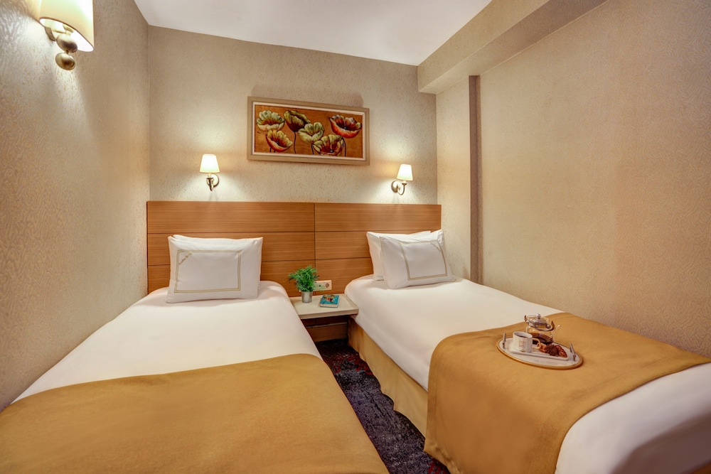 Almina Guest House 16