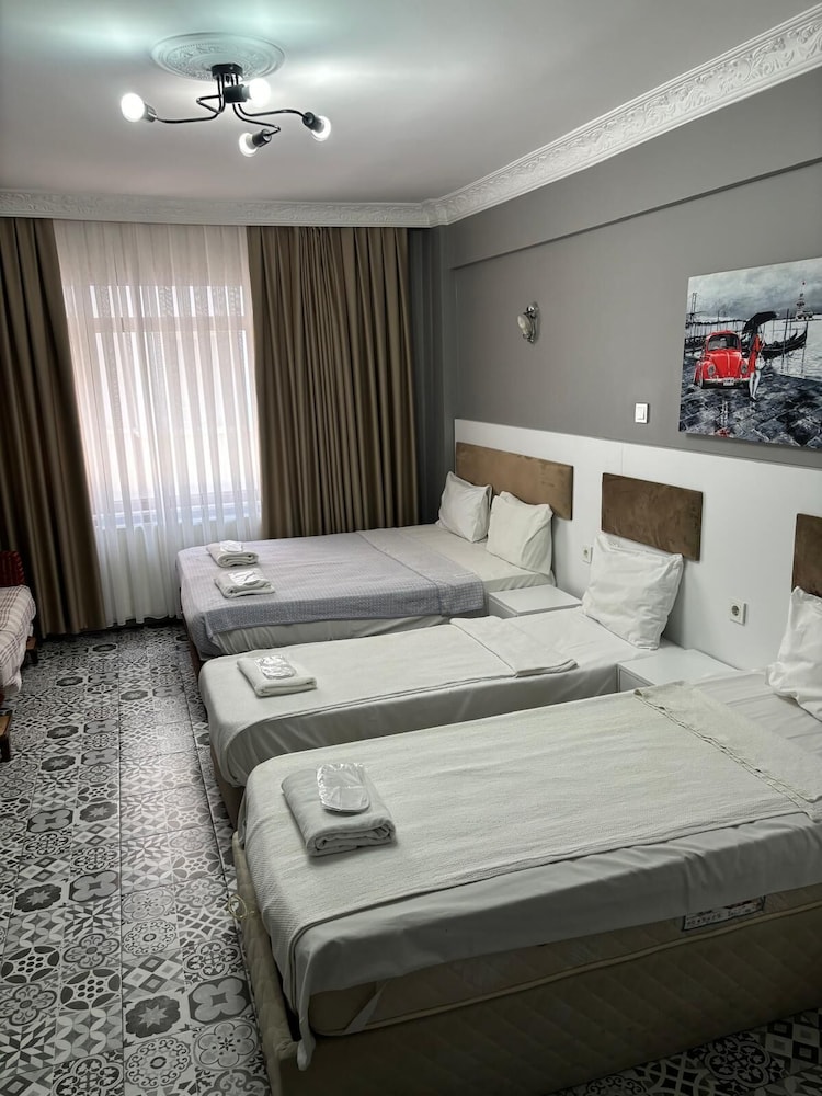 First Suite Taksim 13