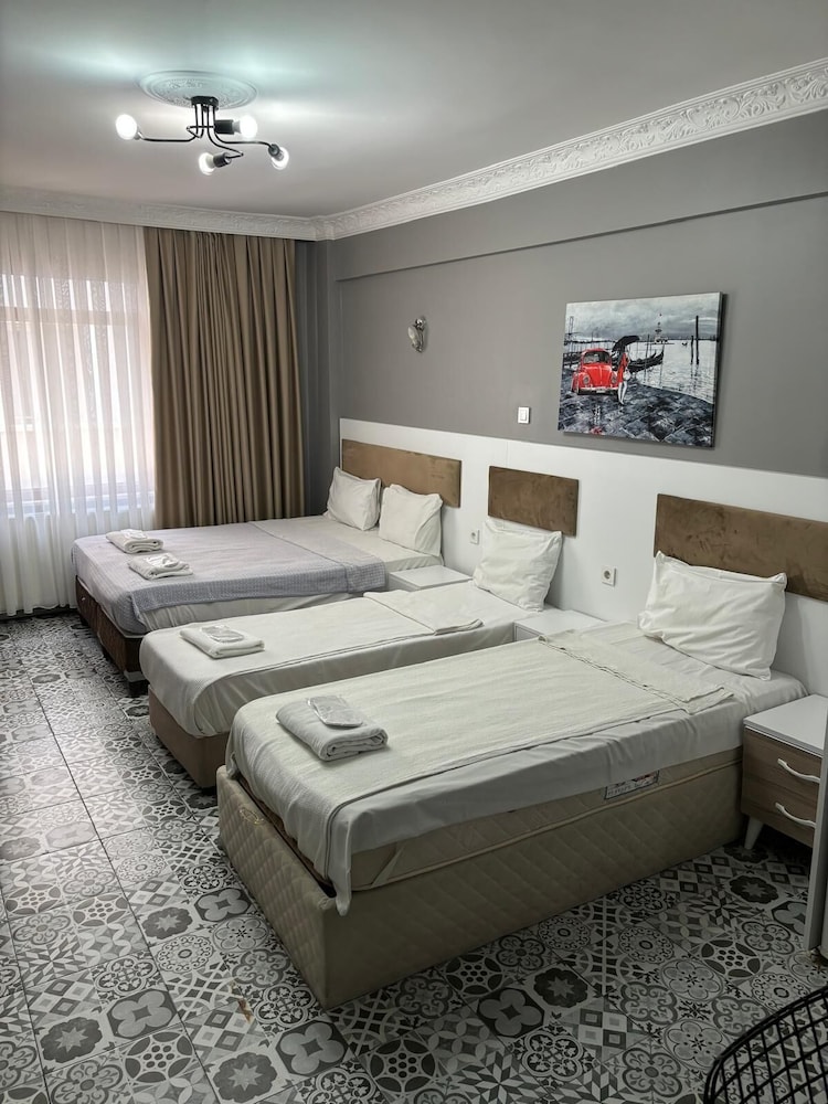 First Suite Taksim 16
