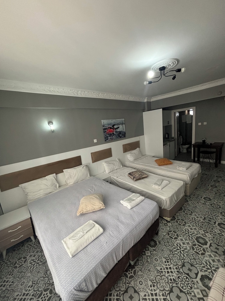 First Suite Taksim 12