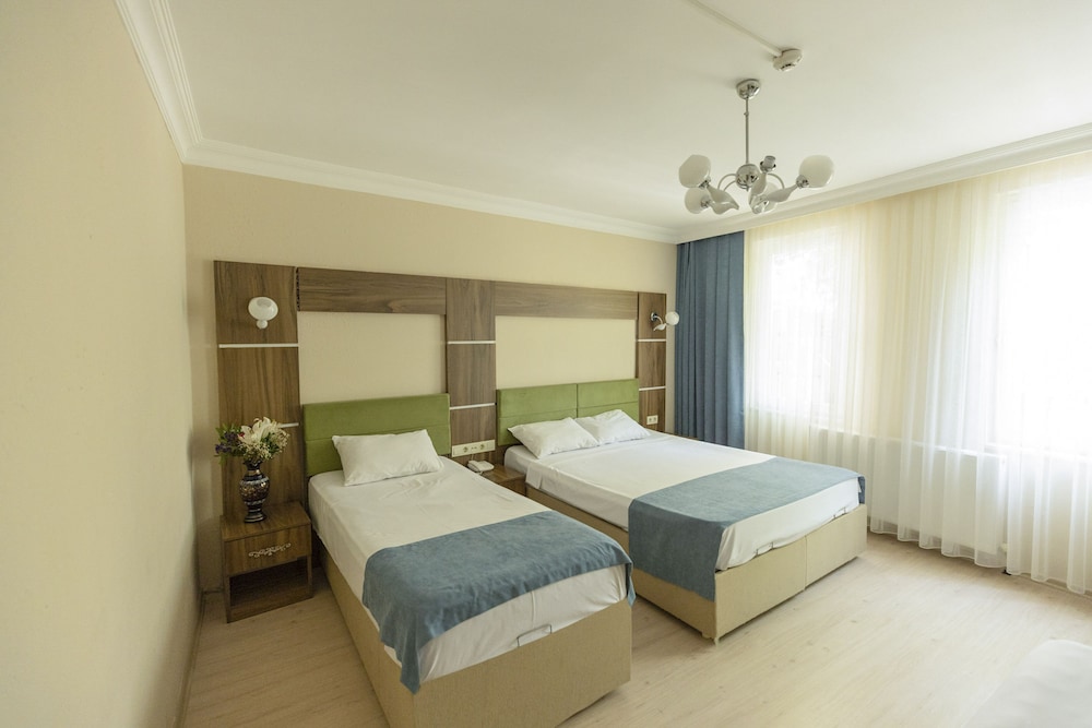 Demare Hotel 5