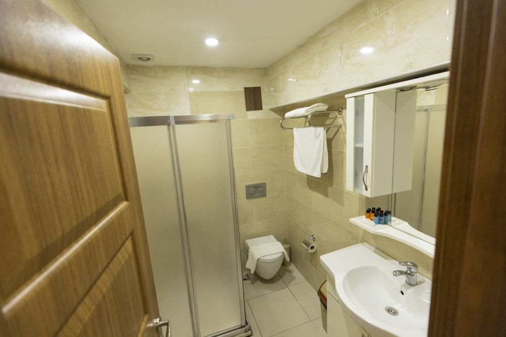 Demare Hotel 18