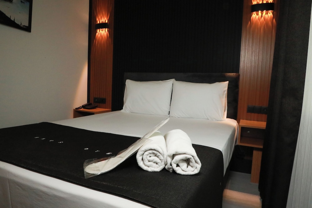 Rays Hotel 3