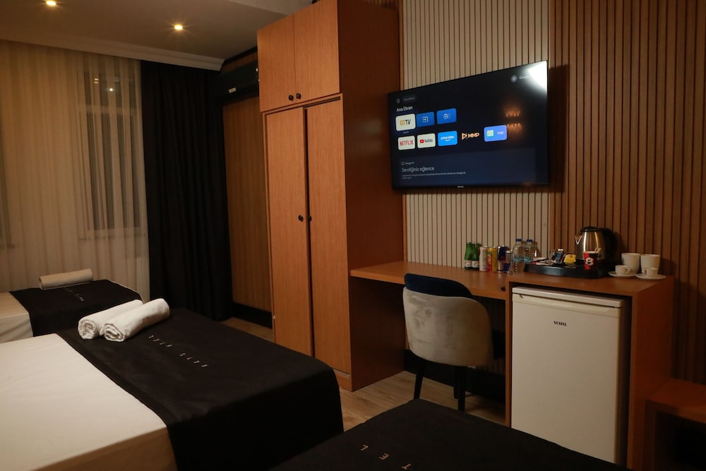 Rays Hotel 16