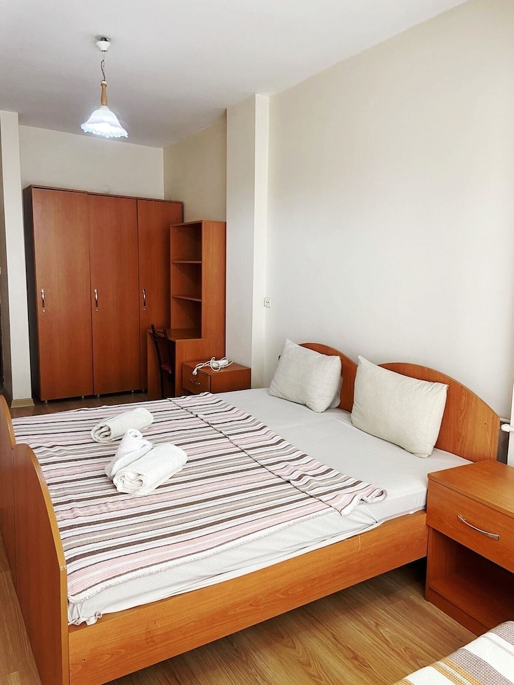 Ulubat Castle Hotel 18
