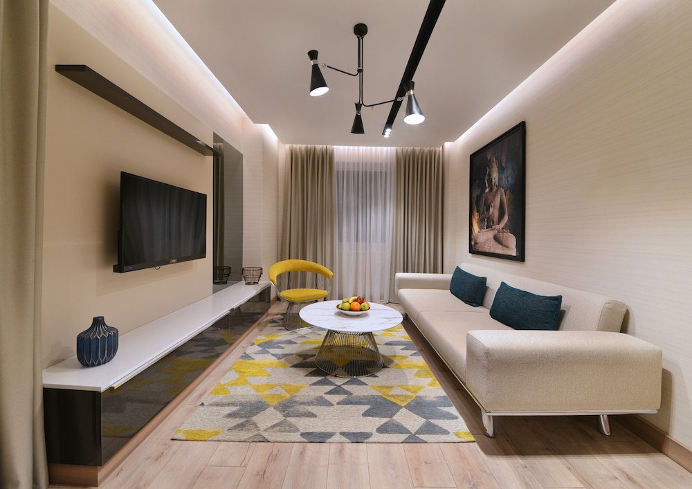 Nish Palace 16