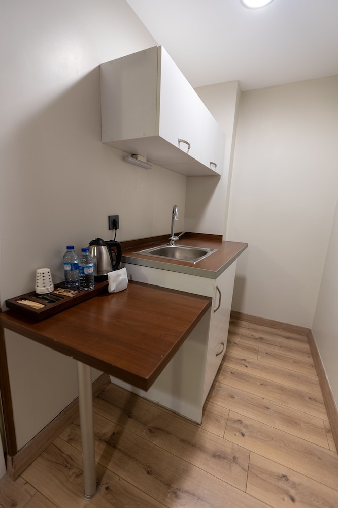 Asia Business Suites 21