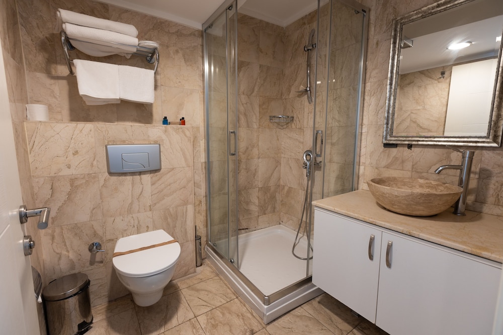 Asia Business Suites 13