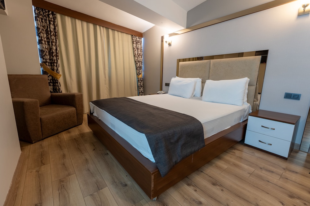 Asia Business Suites 16
