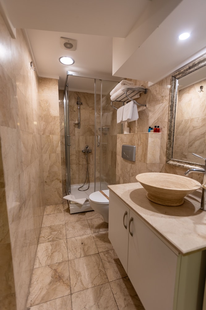 Asia Business Suites 11