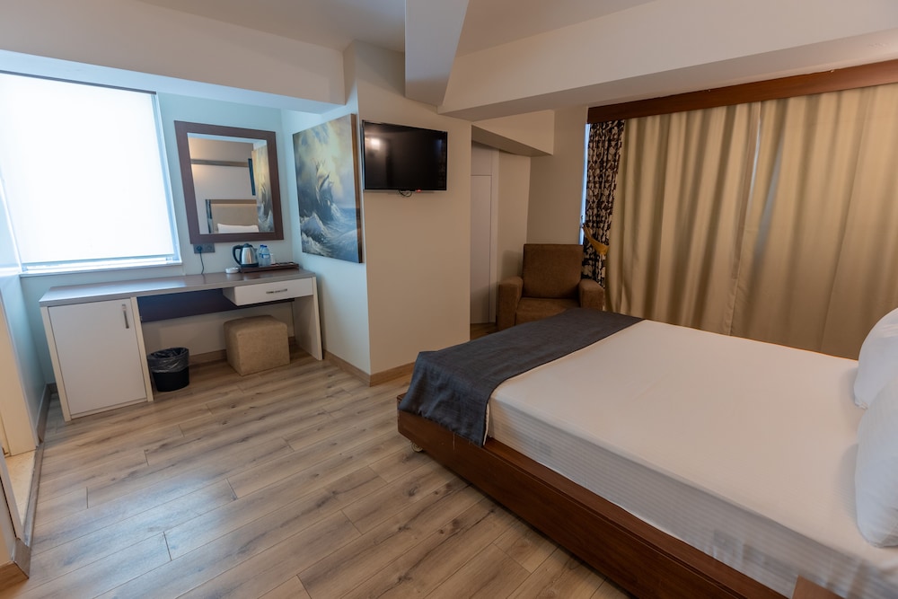 Asia Business Suites 20