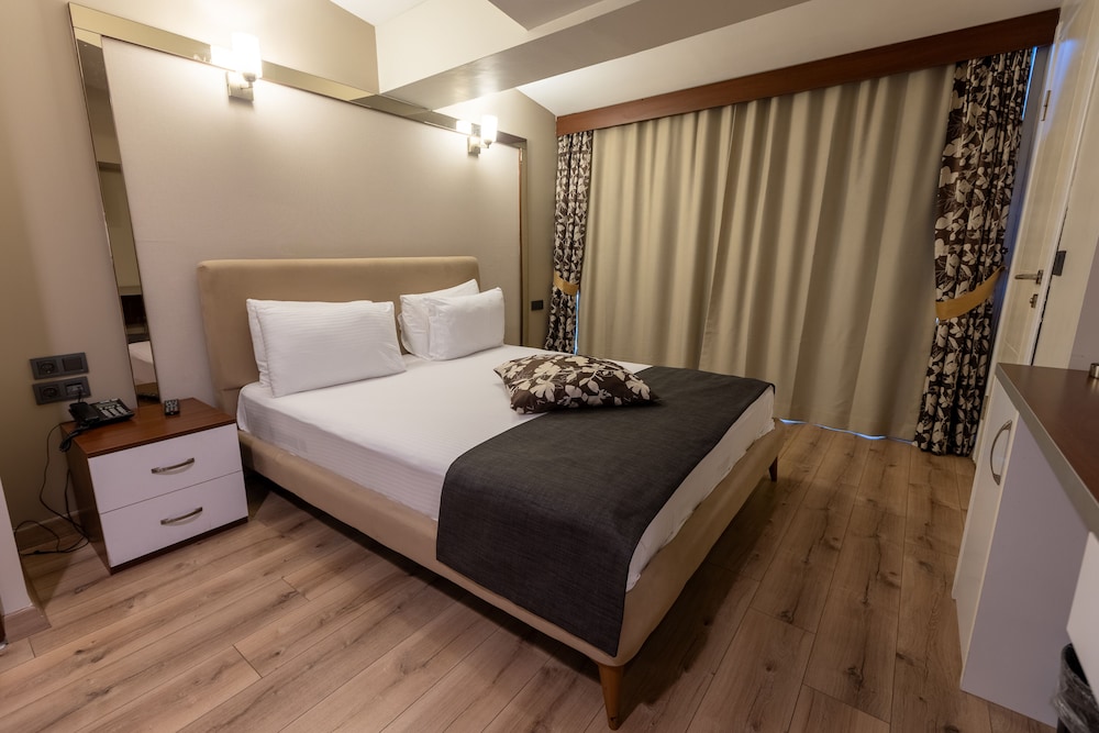 Asia Business Suites 15