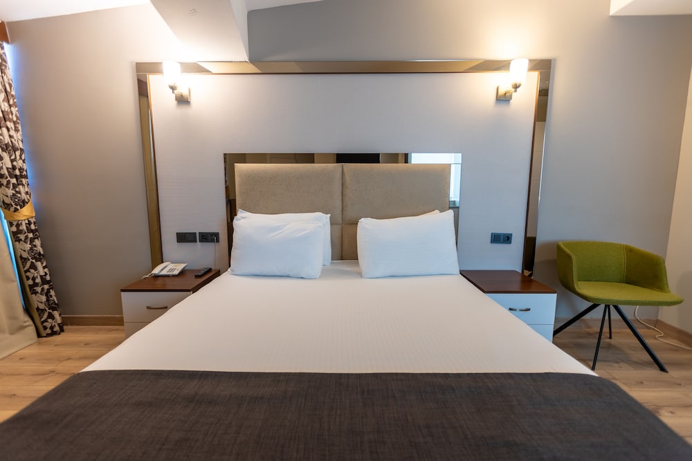 Asia Business Suites 19