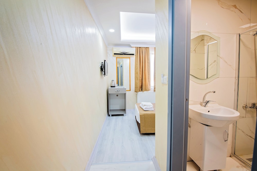 Hotel Grand Kybele 7
