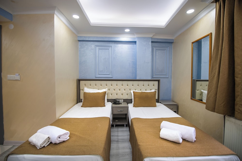 Hotel Grand Kybele 4