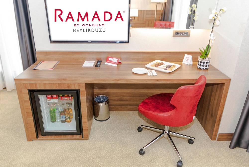 Ramada by Wyndham Beylikduzu 10