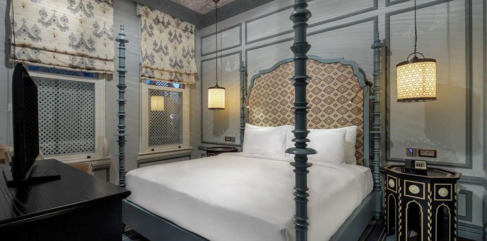 Hagia Sofia Mansions Istanbul, Curio Collection by Hilton 10