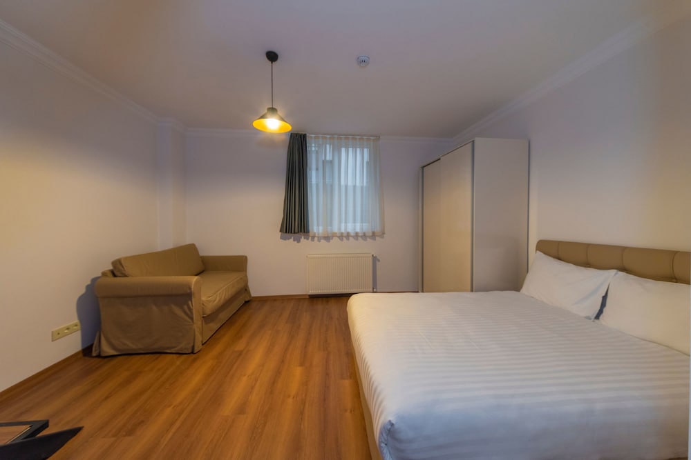 Joy Suites 19