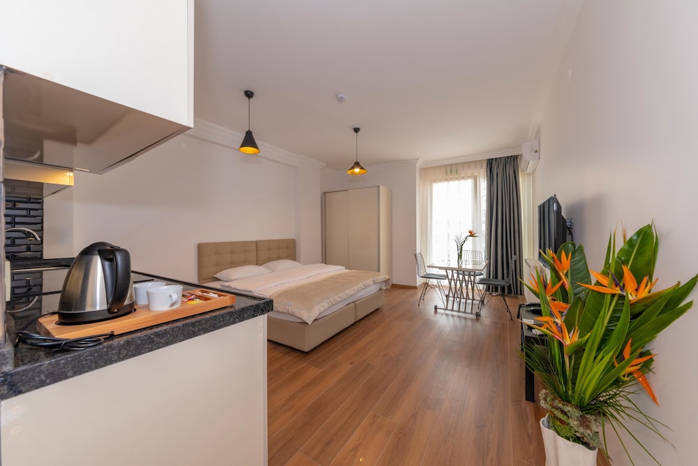 Joy Suites 3