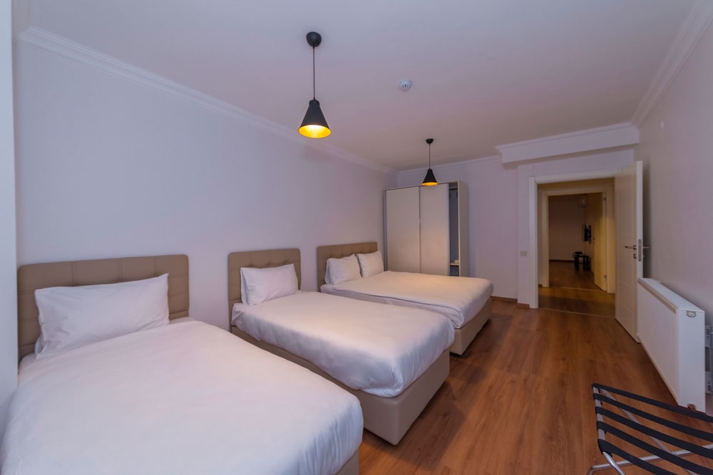 Joy Suites 8