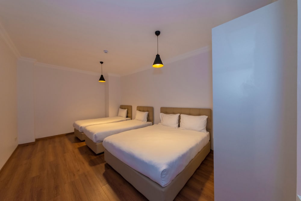 Joy Suites 9