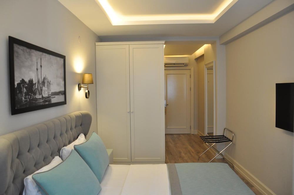 Centrum Suites 14