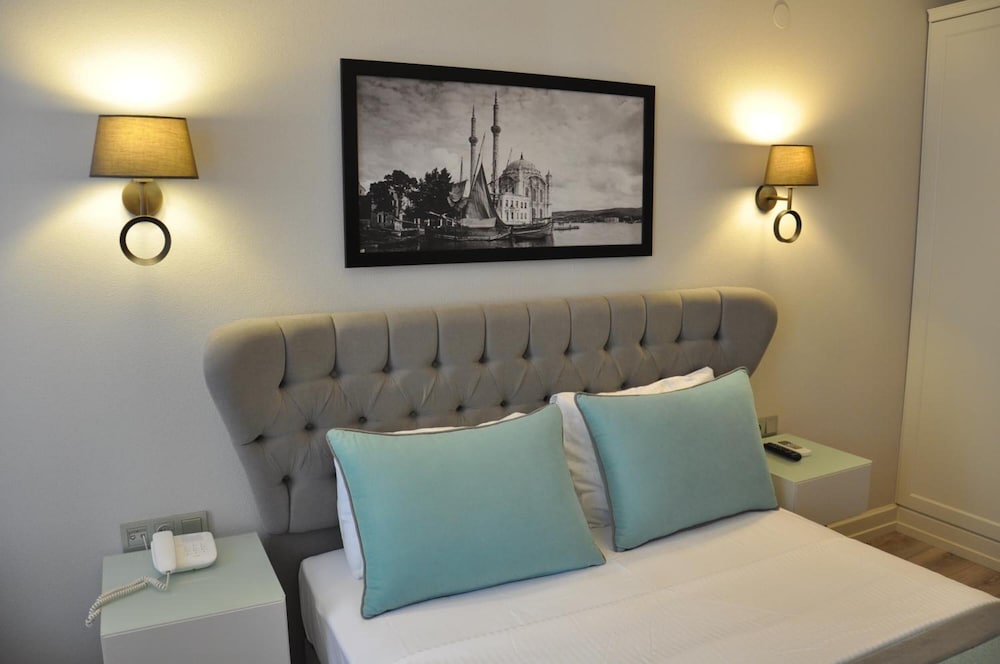 Centrum Suites 13