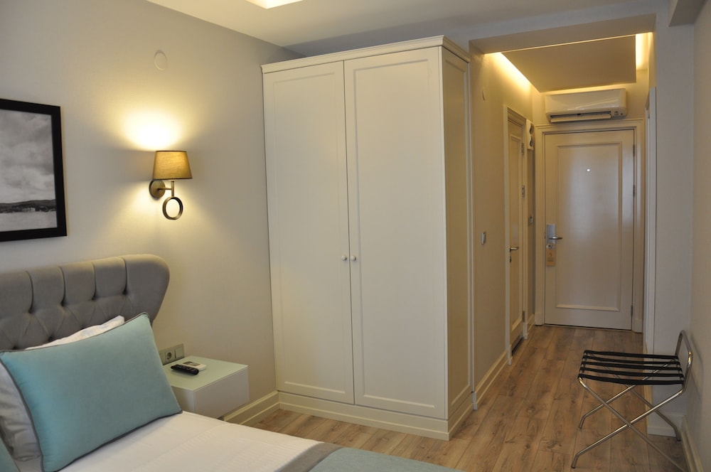 Centrum Suites 8